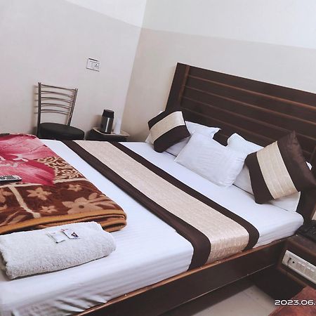 Hotel Diamond نيودلهي المظهر الخارجي الصورة