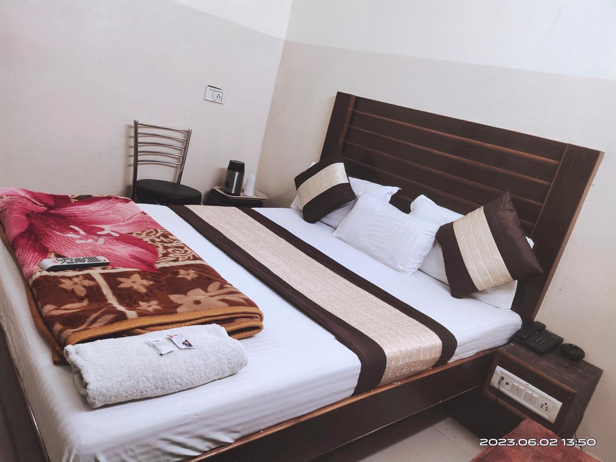 Hotel Diamond نيودلهي المظهر الخارجي الصورة